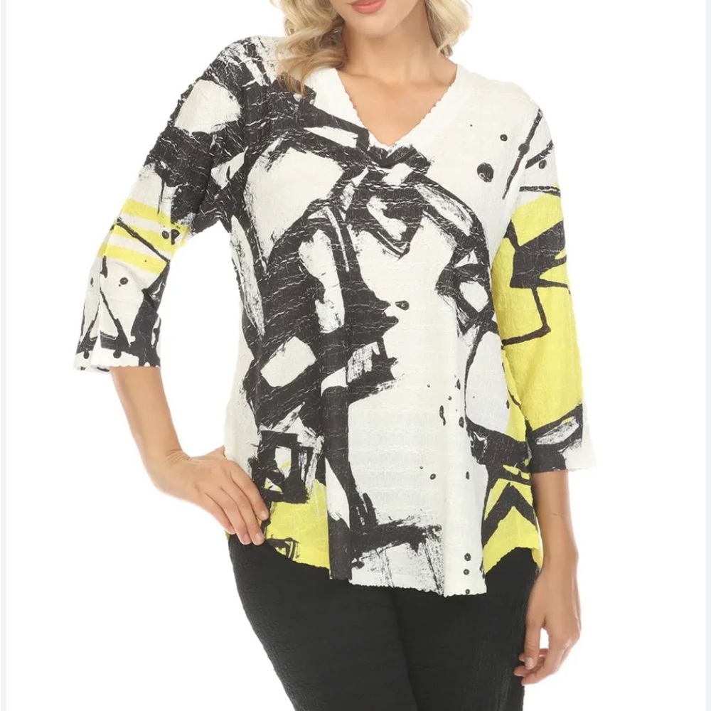 Inoah Waffle Cyrus Abstract Print V-Neck Women's Top - Picture 2 of 7